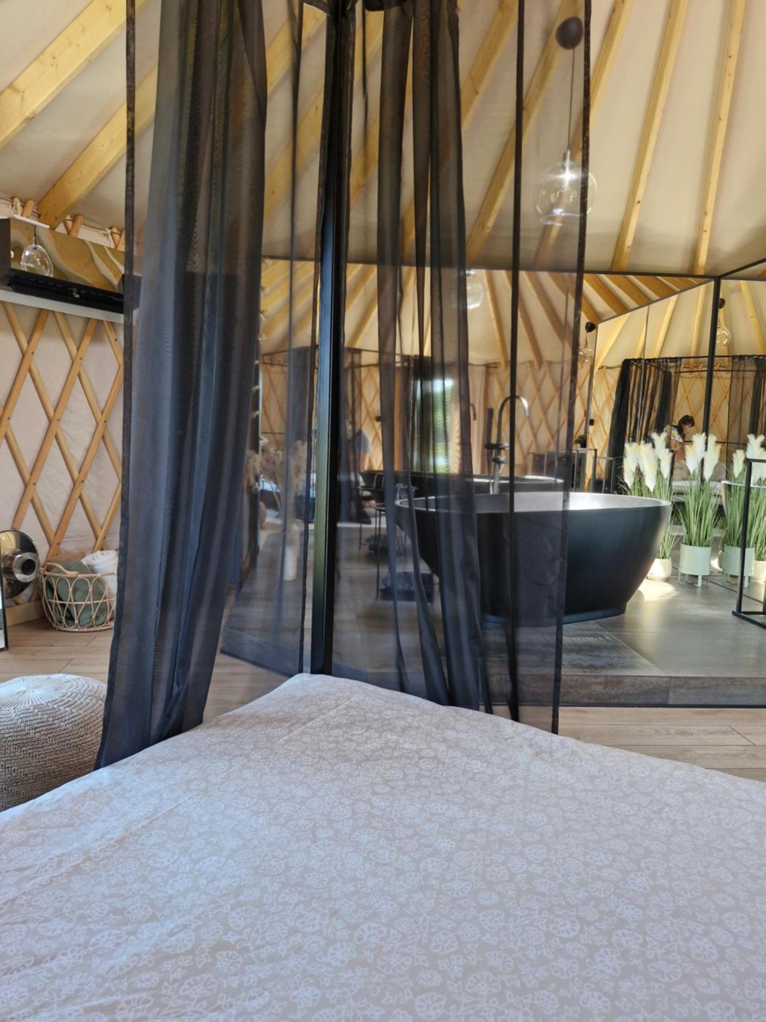 Jurty Glamping Hotell Gostynin Rom bilde
